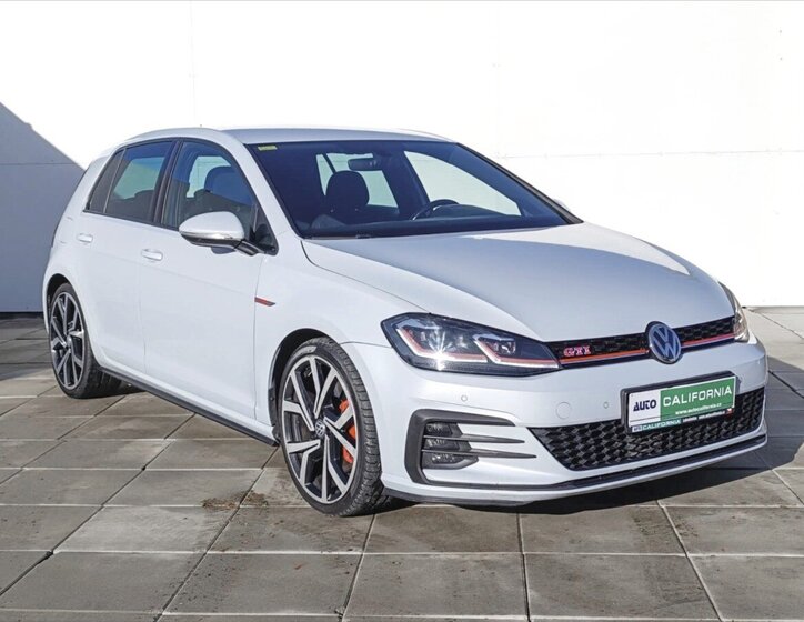 Volkswagen Golf Hatchback 2,0 l 180 kw