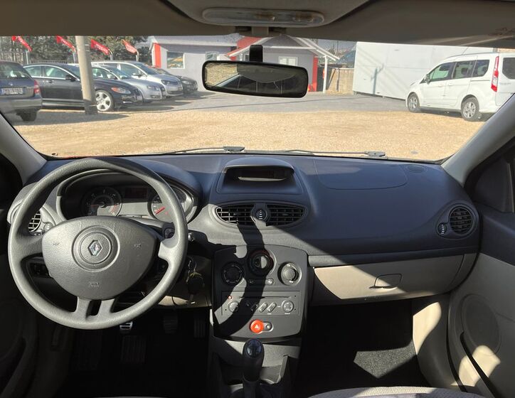 Renault Clio 22