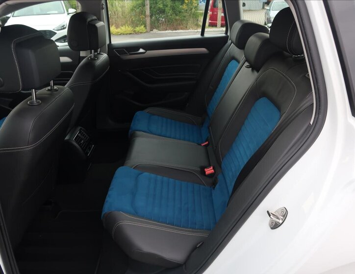 Volkswagen Passat Kombi 2,0 l 110 kw