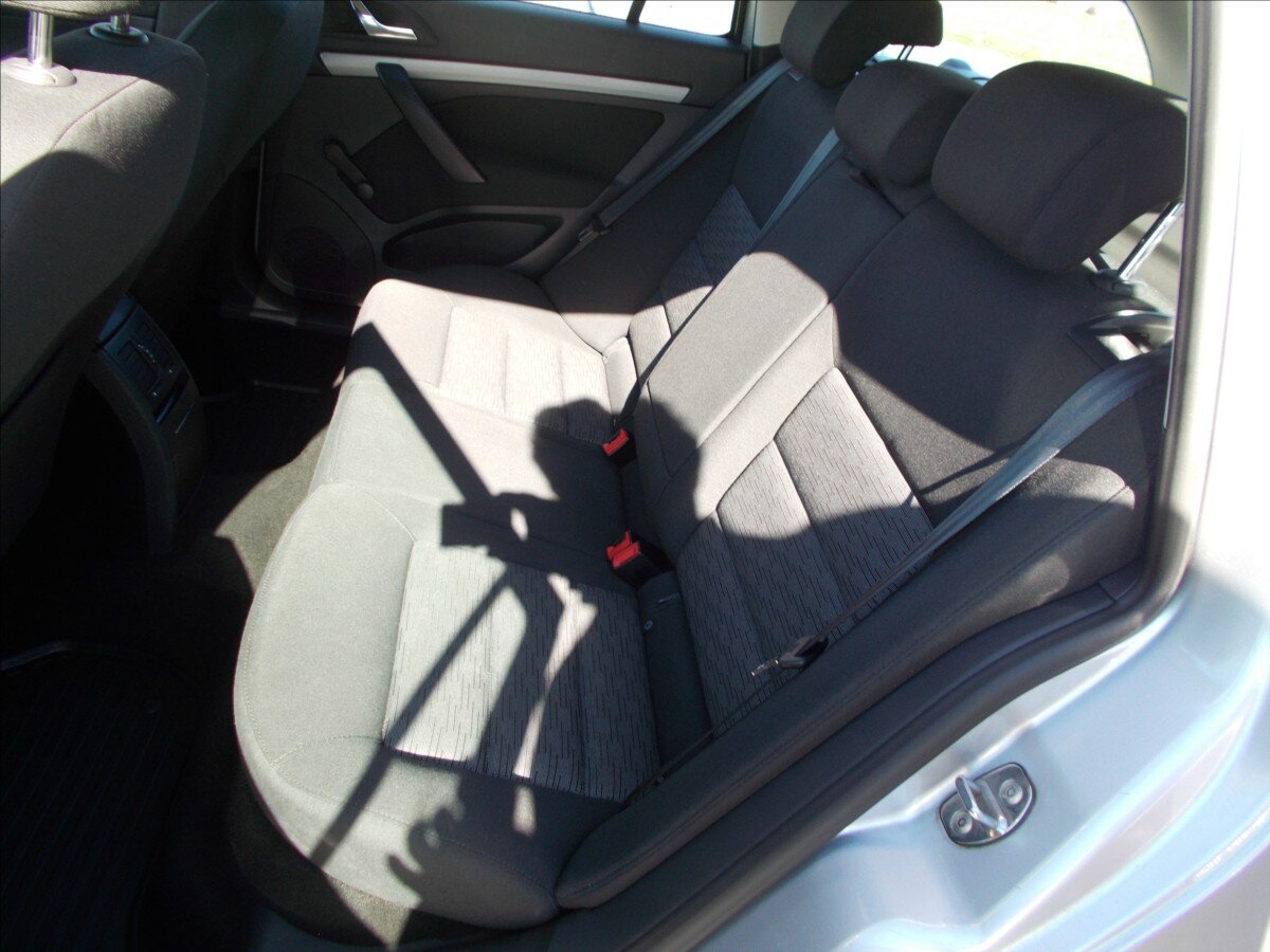 Škoda Octavia Kombi 1,6 l 77 kw