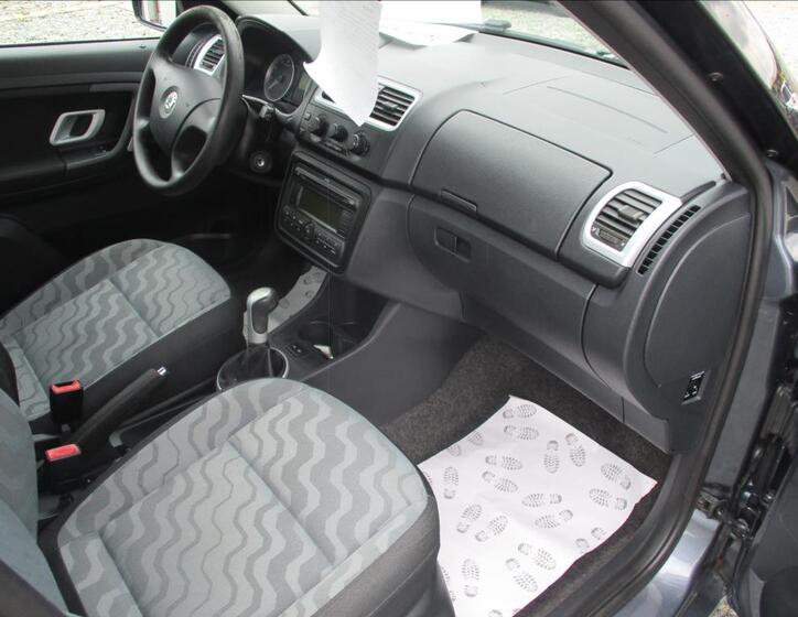 Škoda Roomster 9