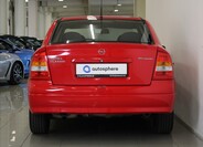 Opel Astra 4