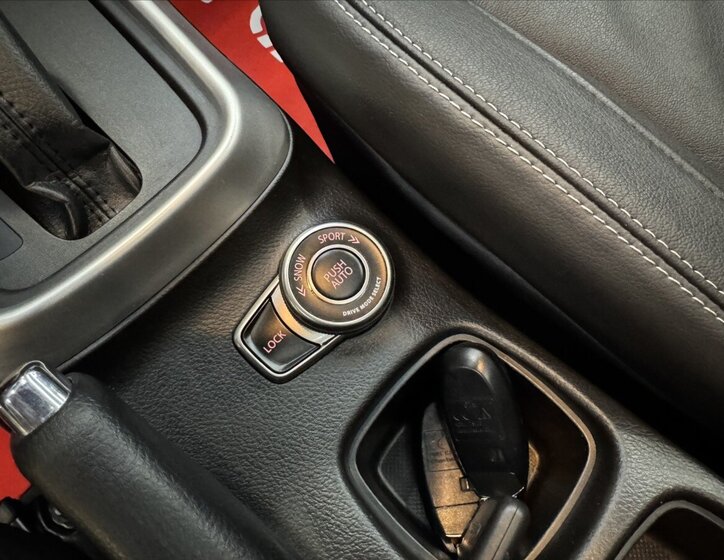 Suzuki SX4 S-Cross 28