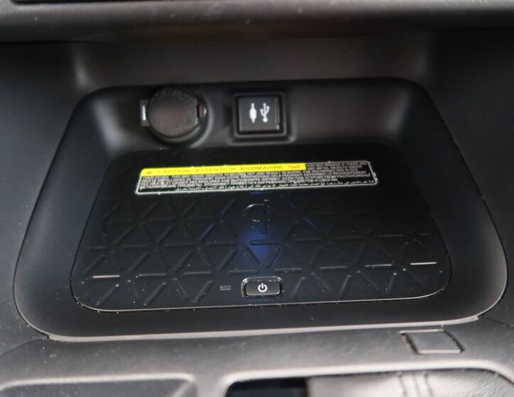 Toyota RAV4 SUV / Terénní 2,5 l 131 kw