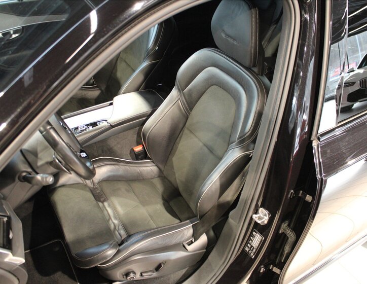 Volvo XC90 SUV / Terénní 2,0 l 173 kw