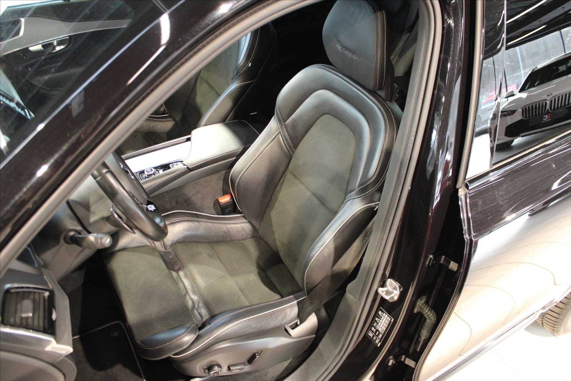 Volvo XC90 SUV / Terénní 2,0 l 173 kw