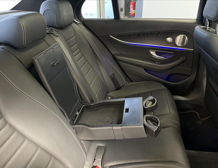 Mercedes-Benz Třídy E Sedan 3,0 l 270 kw