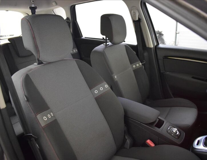 Renault Scénic MPV 1,5 l 81 kw