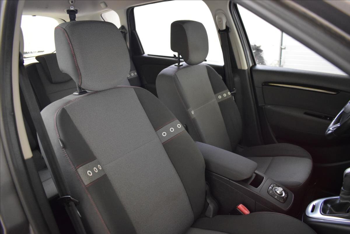 Renault Scénic MPV 1,5 l 81 kw