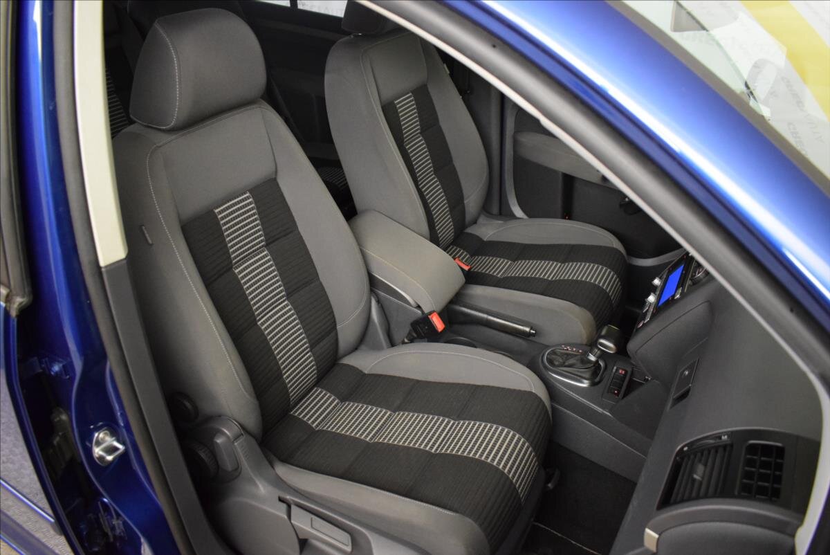 Volkswagen Touran MPV 1,4 l 103 kw