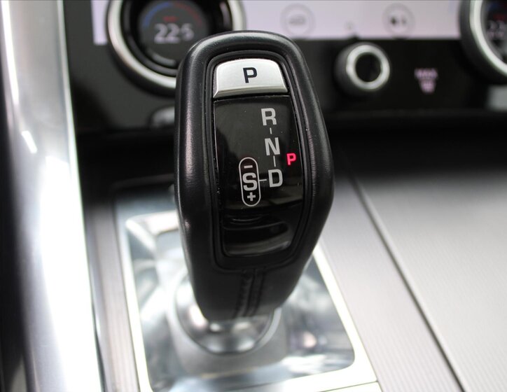 Land Rover Range Rover Sport SUV / Terénní 3,0 l 225 kw