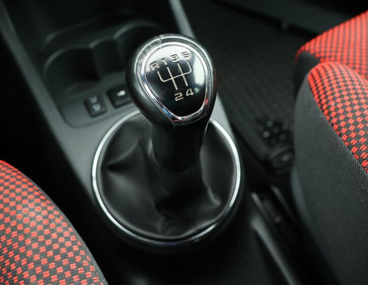 Škoda Fabia Hatchback 1,6 l 66 kw