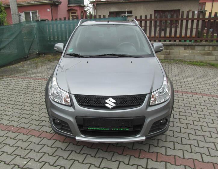 Suzuki SX4 11