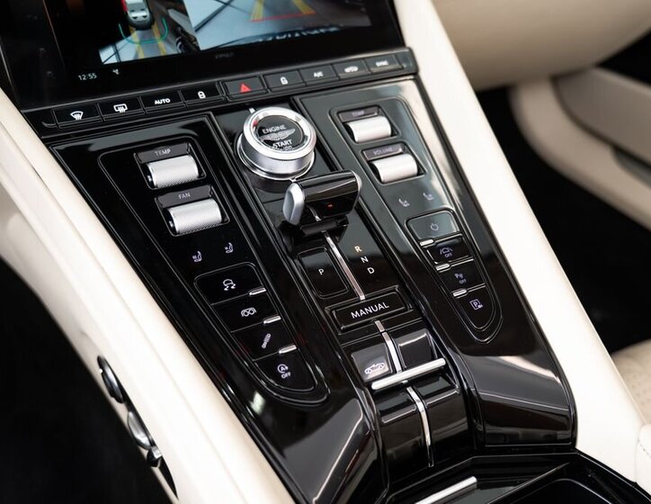 Aston Martin Ostatní Kabriolet 4,0 l 500 kw