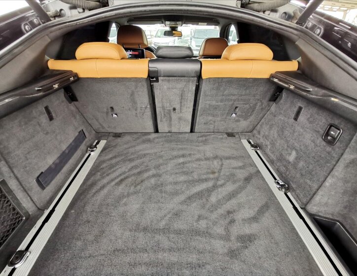 BMW X6 SUV / Terénní 3,0 l 190 kw