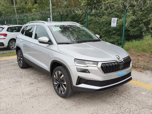 Škoda Karoq SUV 1,5 l 110 kw
