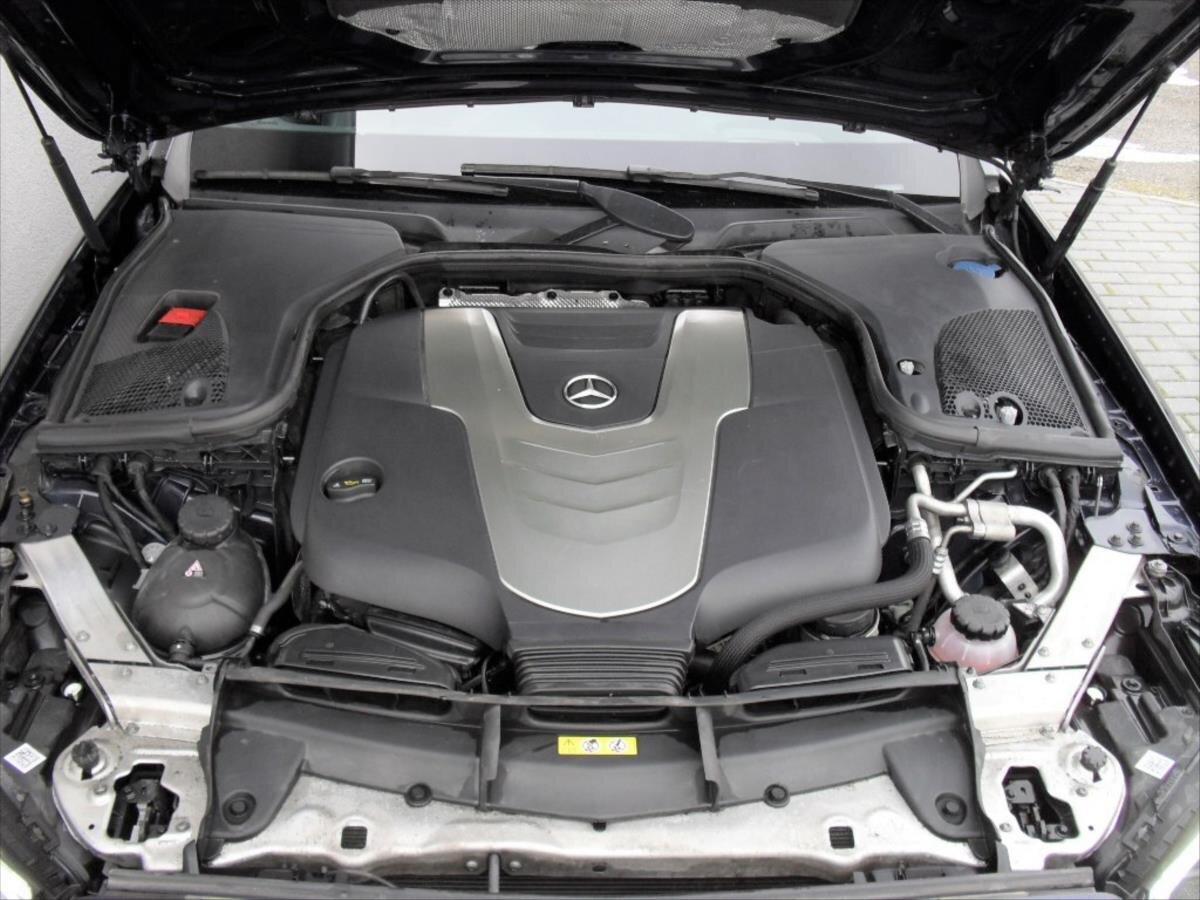 Mercedes-Benz Třídy E Kombi 3,0 l 190 kw