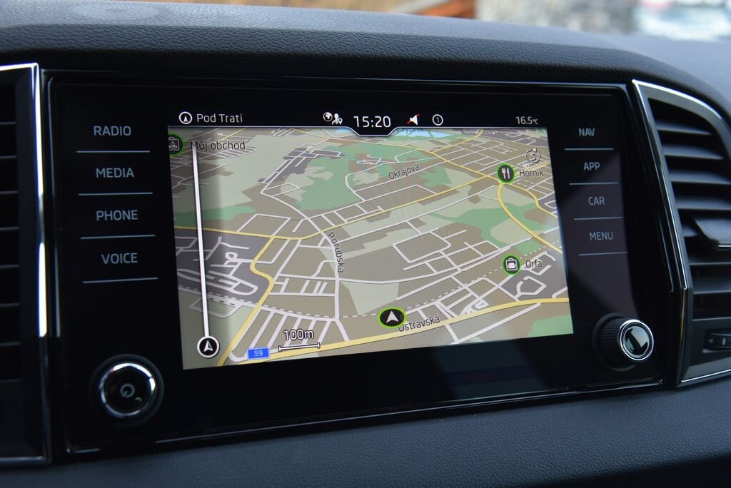 Škoda Karoq SUV / Terénní 2,0 l 85 kw