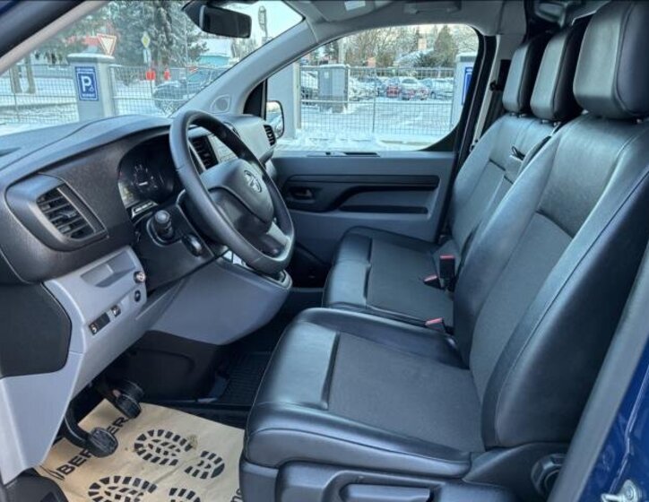 Opel Vivaro Skříň 2,0 l 90 kw