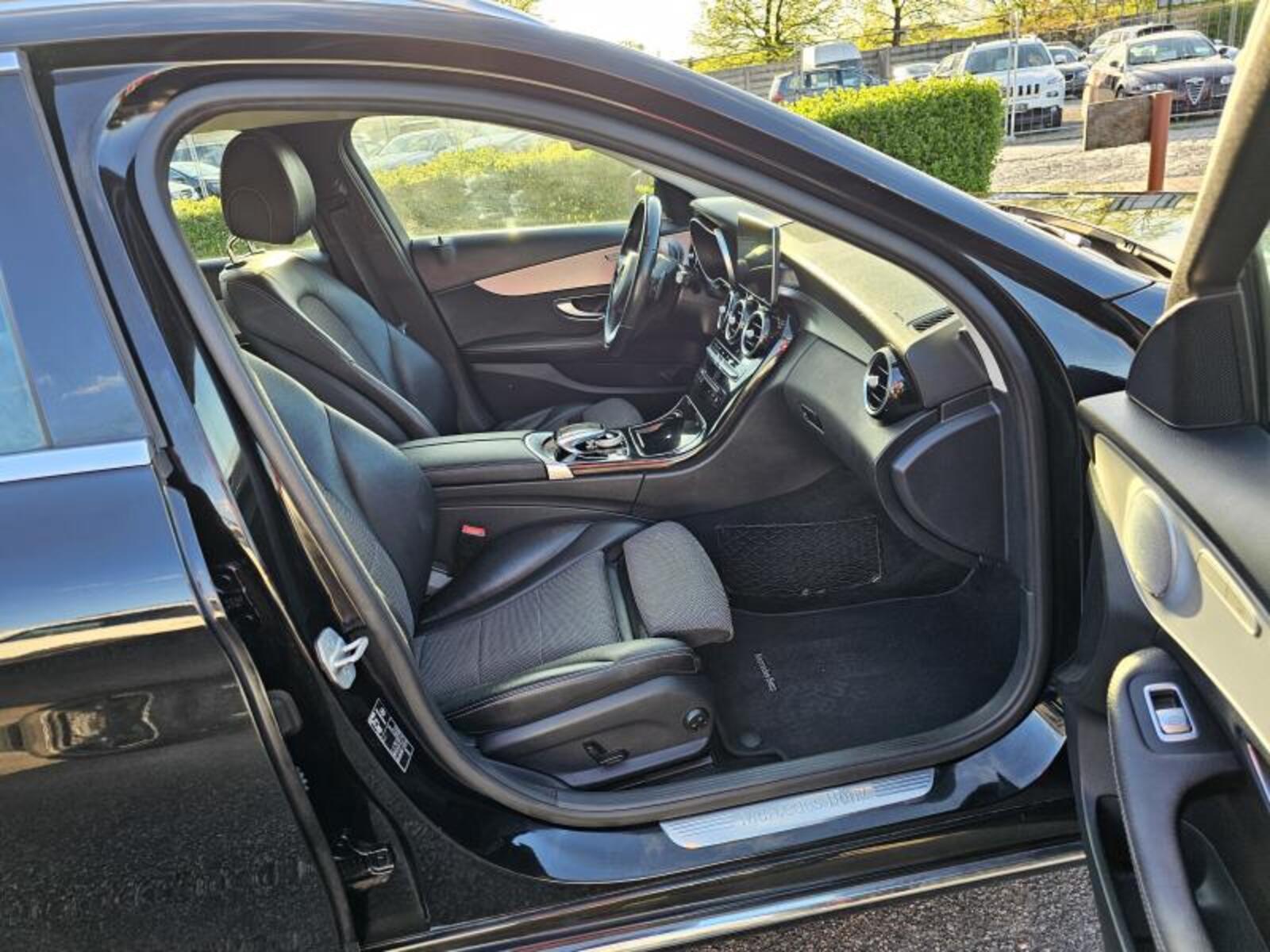 Mercedes-Benz Třídy C 37