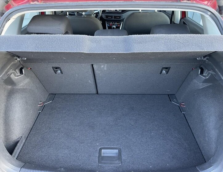 Volkswagen Polo Hatchback 999,0 70 kw