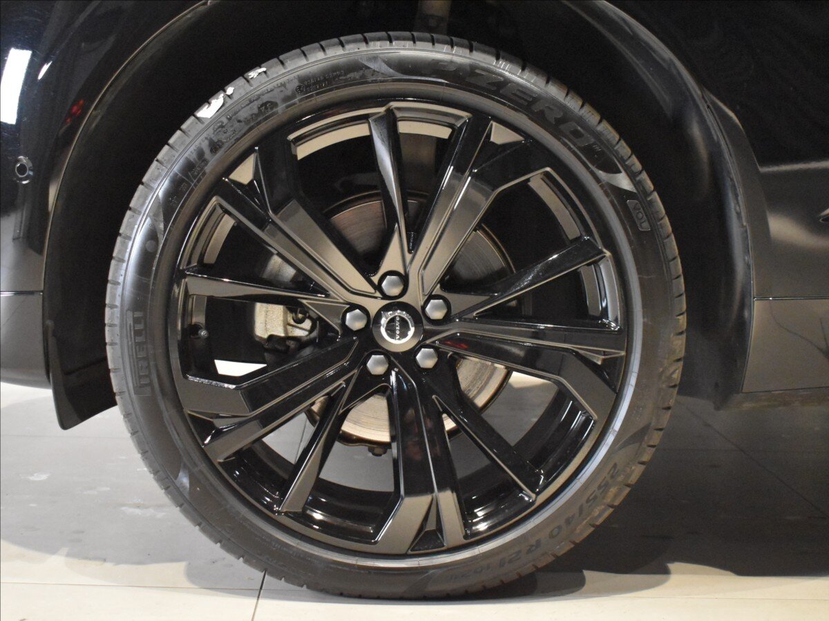 Volvo XC60 SUV / Terénní 2,0 l 184 kw