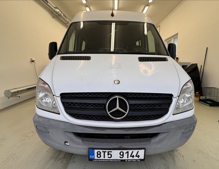 Mercedes-Benz Sprinter 5