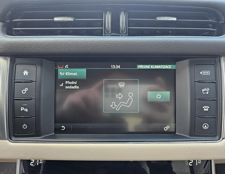 Jaguar XF Sedan 2,0 l 177 kw