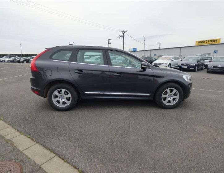 Volvo XC60 Kombi 2,0 l 110 kw