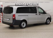 Mercedes-Benz Vito 4