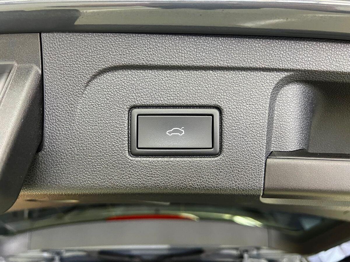 Volkswagen Touran Ostatní 1,5 l 110 kw