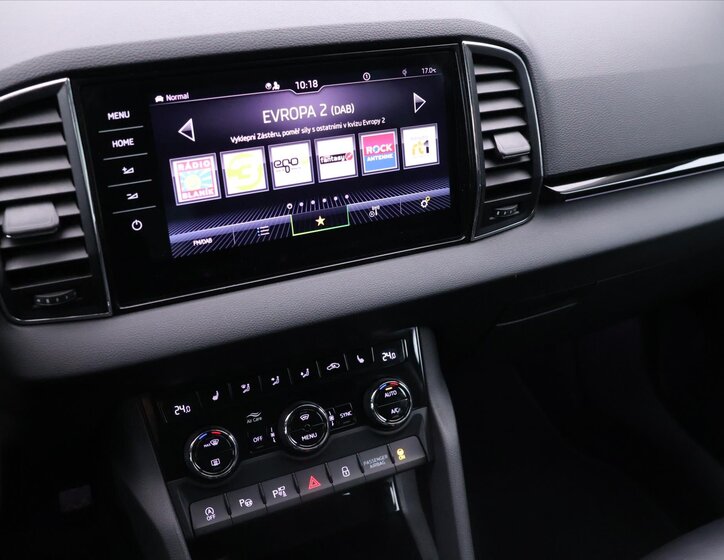 Škoda Karoq SUV / Terénní 1,5 l 110 kw