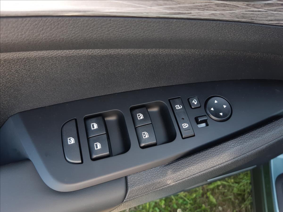 KIA Sportage SUV 1,6 l 118 kw