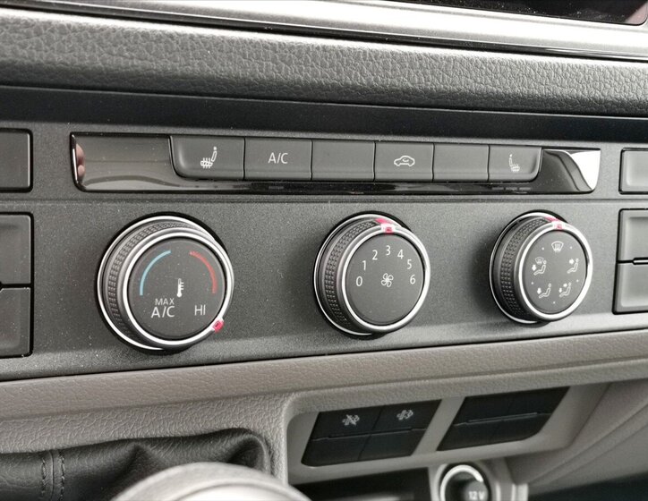 Volkswagen Crafter Skříň 2,0 l 120 kw