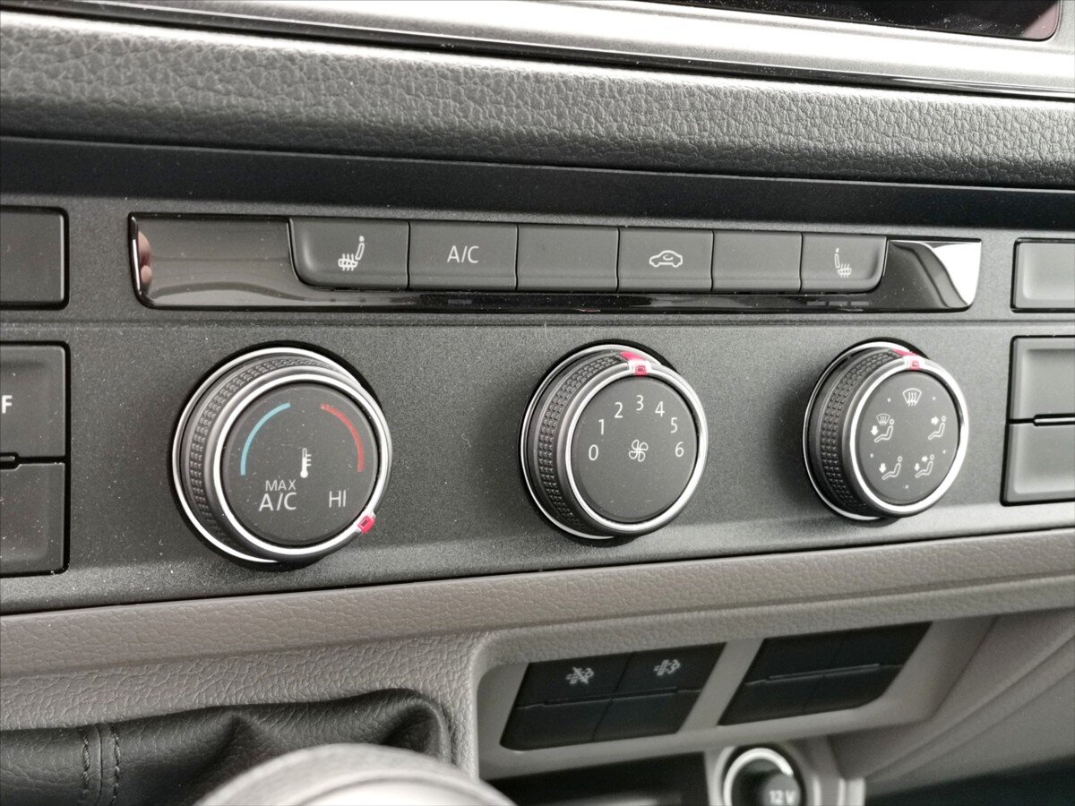 Volkswagen Crafter Skříň 2,0 l 120 kw