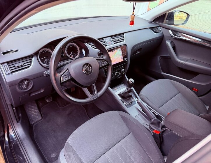 Škoda Octavia Kombi 2,0 l 110 kw