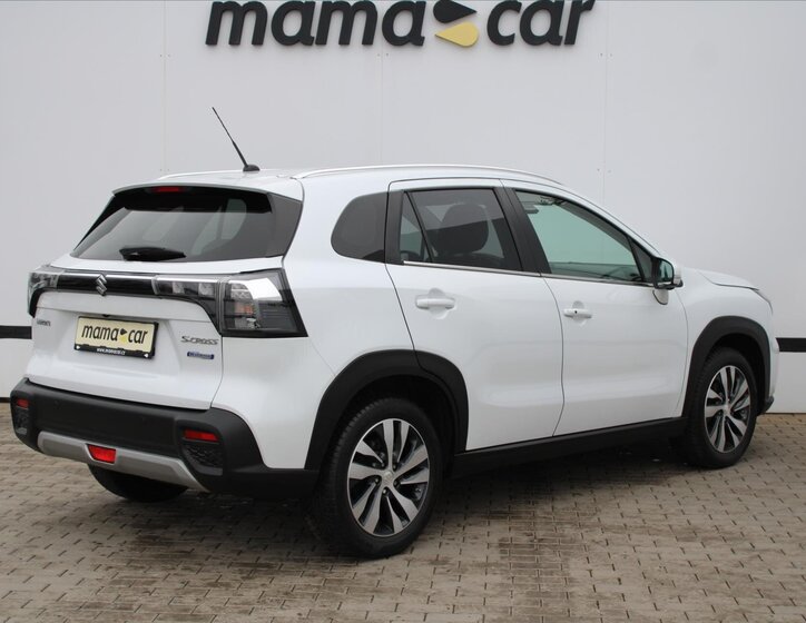 Suzuki SX4 S-Cross SUV / Terénní 1,4 l 95 kw