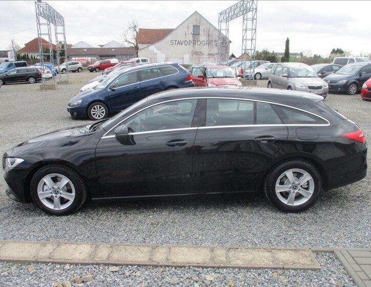 Mercedes-Benz CLA Kombi 1,5 l 85 kw