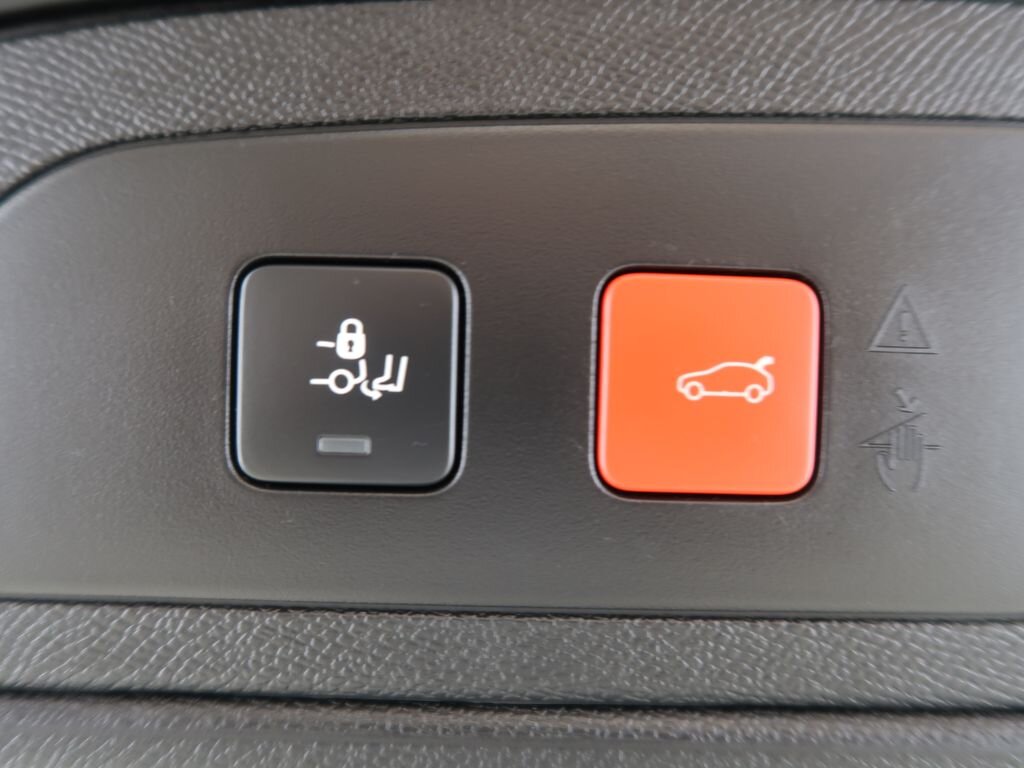 DS Automobiles DS7 Crossback SUV / Terénní 1,6 l 133 kw