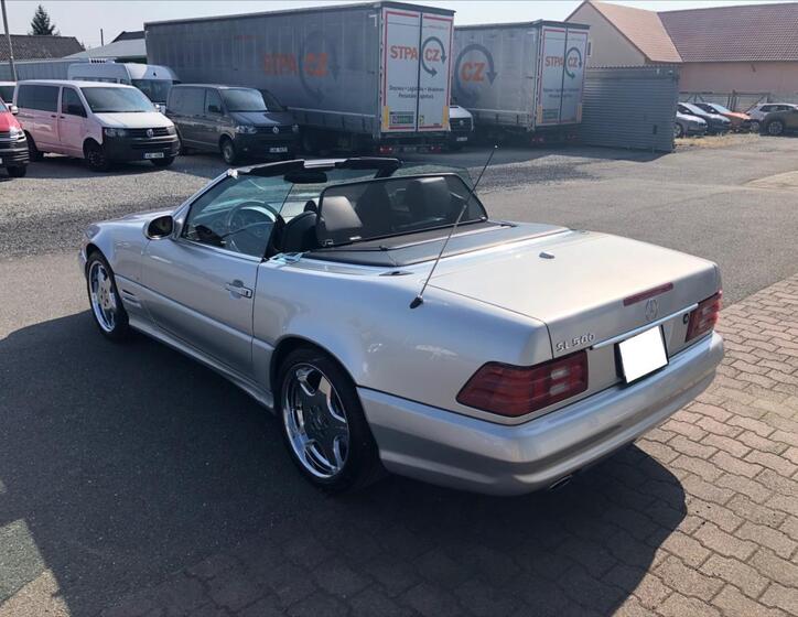 Mercedes-Benz SL 9