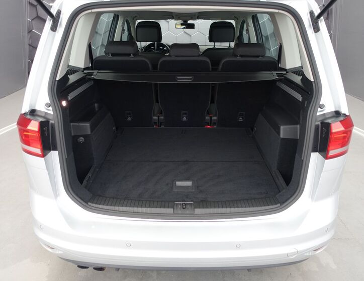 Volkswagen Touran 28