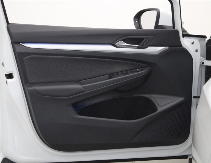 Volkswagen Golf Kombi 1,5 l 96 kw