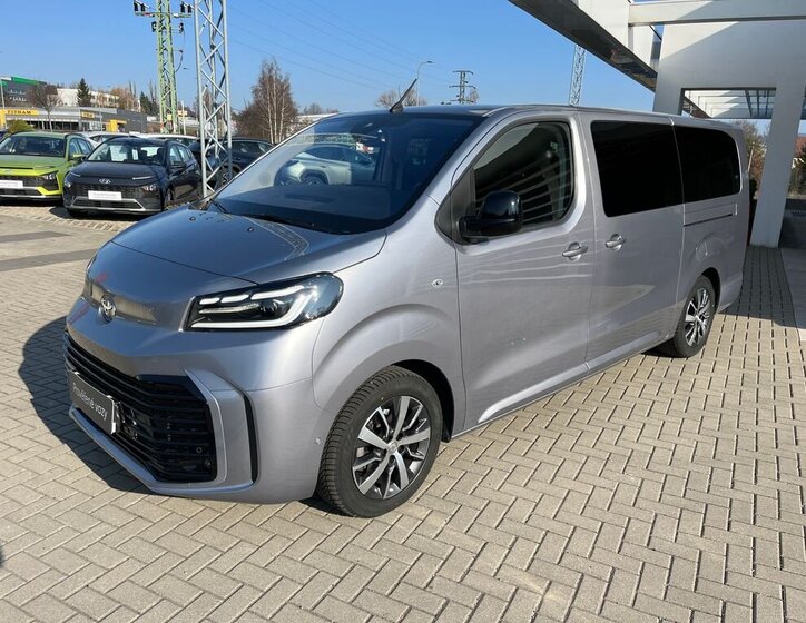 Toyota ProAce Verso VAN / Minibus 2,0 l 130 kw