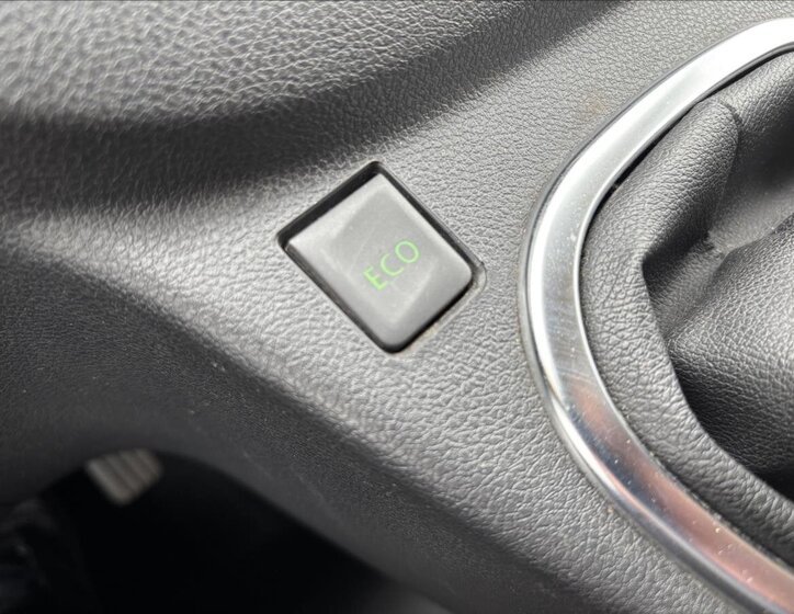 Renault Trafic Skříň 2,0 l 88 kw