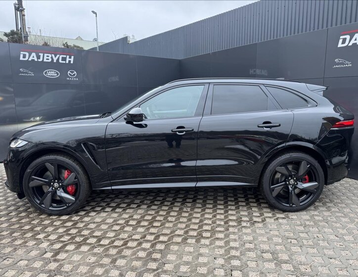Jaguar F-Pace SUV / Terénní 5,0 l 405 kw
