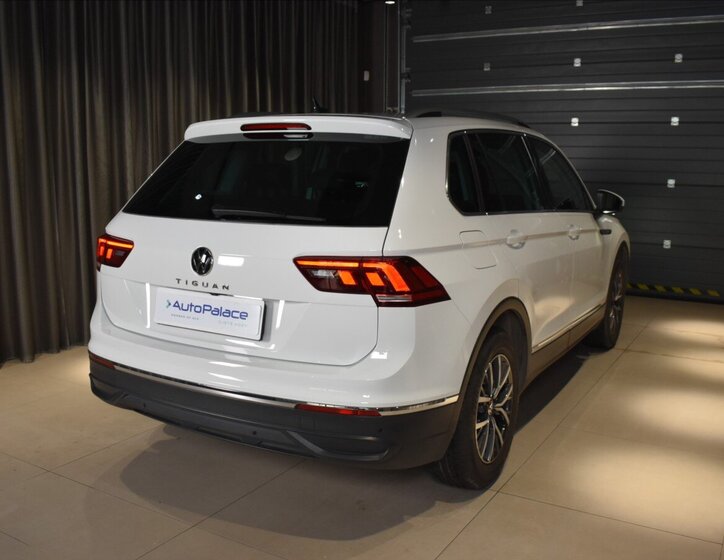 Volkswagen Tiguan SUV 2,0 l 110 kw