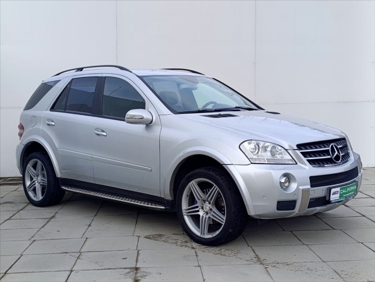 Mercedes-Benz Třídy M SUV / Terénní 3,0 l 165 kw