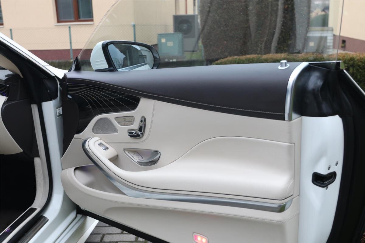 Mercedes-Benz Třídy S Kupé 4,7 l 335 kw