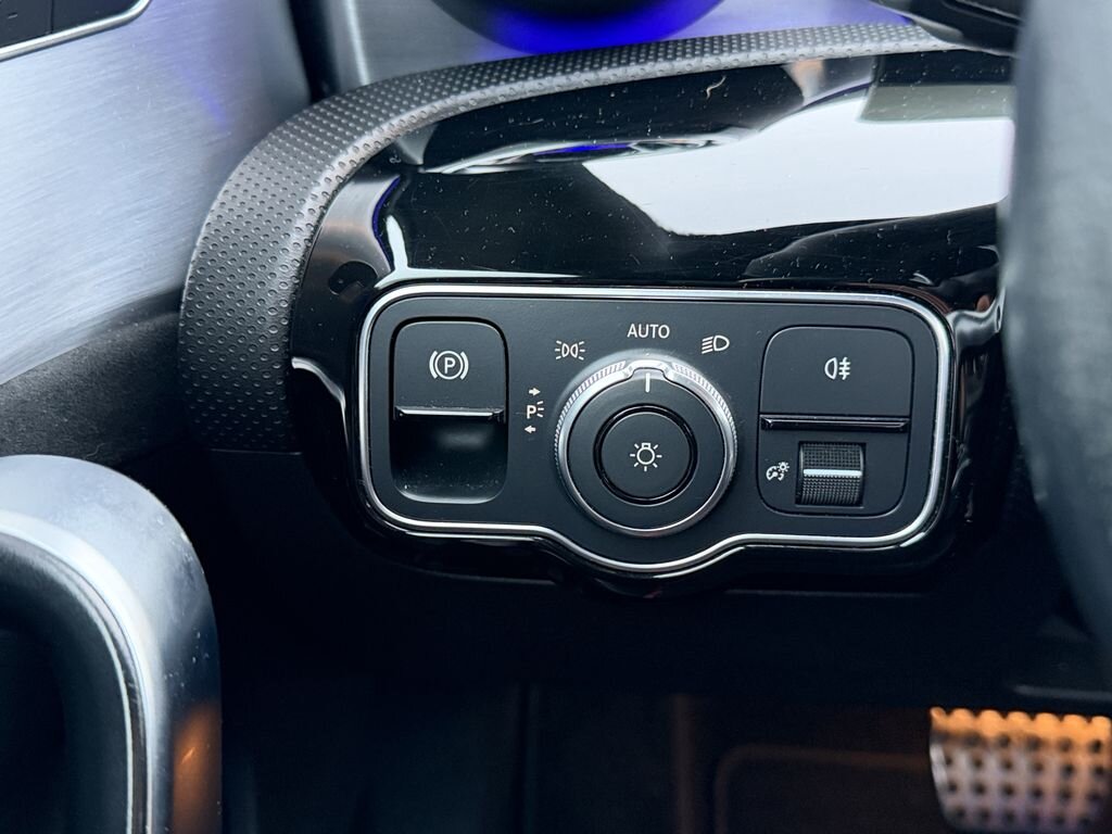 Mercedes-Benz CLA Kombi 2,0 l 310 kw