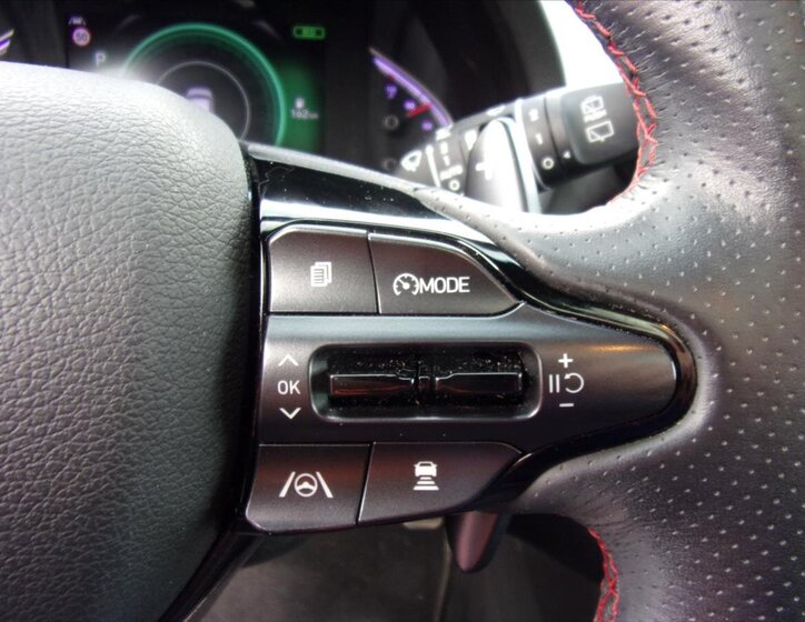 Hyundai i30 Hatchback 1,6 l 100 kw